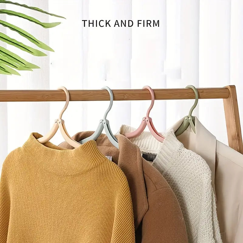 Travel Hangers Portable Folding Clothes Hangers (1 Pc)