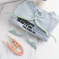Travel Hangers Portable Folding Clothes Hangers (1 Pc)